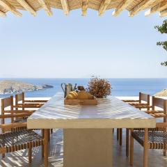 Kir Mimis Awarded Cycladic Villa