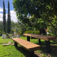 Rancho Jacob By Hospedify Preciosa Villa campestre con un amplio patio hermoso jardín cómodo gazebo y piscina