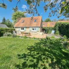 AUX PORTES DU CHATEAU Cottage intimiste et cosy à l'abri des regards propice à la detente