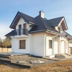 Awesome Home In Dobra Krapkowice With Wifi