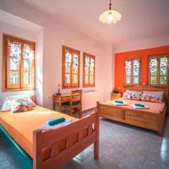 Orange House for big families in Damouchari - Delicious Houses