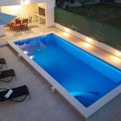 Apartment Renata + PRIVATE swimming pool in SPLIT