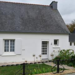 Maison avec jardin, grande véranda, WIFI à ST QUAY-PERROS - Réf 880