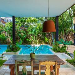 VISCOUNT IV MANOR TULUM By SANDY POWERFUL
