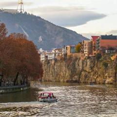 Cool studio with yard Iveria Sololaki