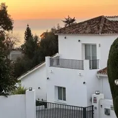 Luxury Villa Andalucia Seaview Private Pool close to Centre