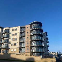 Amazing 2-bedroom apartment with lovely sea views