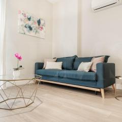 Cozy apartment with parking in the center by REMS