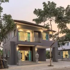 Imperial House Maesai