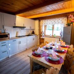 Domek nad Potokiem w górach