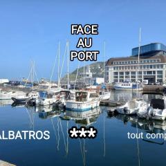 L' ALBATROS vue sur le port