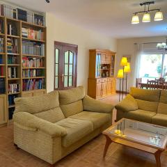 CASA RURAL con Chimenea, Barbacoa, Terraza y Solarium