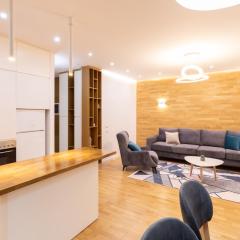 Exclusive 2 Bedrooms Apartment