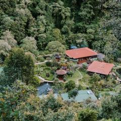 Trogon Lodge