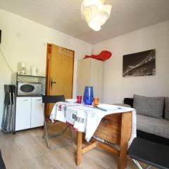 Studio à Serre-Chevalier avec Parking, Wifi et Local à Ski - FR-1-330E-65