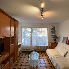 T2 Bis avec balcon et parking à Aix-les-Bains - FR-1-555-78