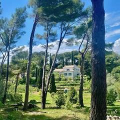 Domaine des Encourdoules villa luxueuse et raffinée sur un hectare face à la mer