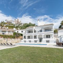 Luxury villa with Private Pool Benalmadena