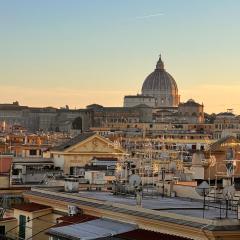 Qg Vatican Golden House