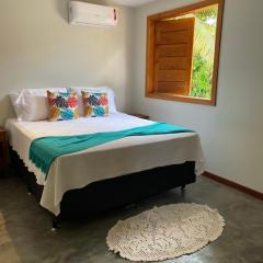 Flat com piscina e perto do mar Taipus