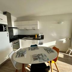 Studio rénové à Quiberon, parking et vue mer - FR-1-478-137
