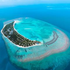 Hideaway Beach Resort & Spa, FREE SHARED CHARTER FLIGHT for two on stays of 7 or more nights from September 2025 until 23rd December 2026