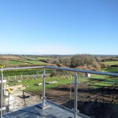 Chy Lowen, great valley views from balcony