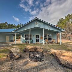 Le Bleu, Bright Hodgen Home with Fire Pit and Views!