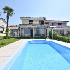 Amazing Home In Lazise With Wifi