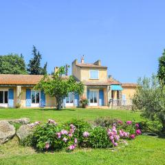 Cozy Home In Lanon-provence With Private Swimming Pool, Can Be Inside Or Outside