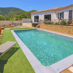 Stunning Home In Propiac With Wifi, Private Swimming Pool And 3 Bedrooms