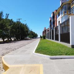 Apartamento no condomínio Mediterranée- 3 quadras do mar- 1 dormitório em Capão Novo