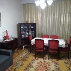 Apartament Ferdinand, ultracentral Constanta, 2 camere, max 4 persoane