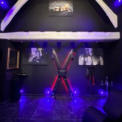 Loveroom de luxe - Thème 50 nuances de grey maison privative spa insolite