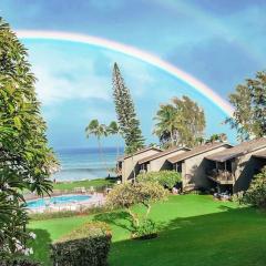 Coral Cove-Poolside Condo and Panoramic Ocean View