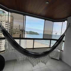 Apto Pé na Areia com Linda Vista da Roda Gigante