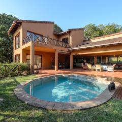 San Lameer Villa 5910 - 4 Bedroom Luxury - 8 pax - San Lameer Rental Agency