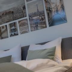 Kaza Guesthouse, centrally located 2 & 3 bedroom Apartments in Augsburg