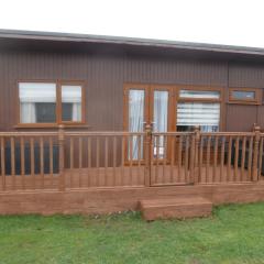 Lovely 2-Bed Chalet in Mablethorpe