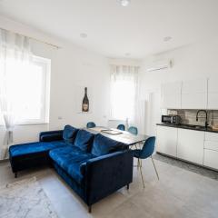 Poerio 98 Luxury Apartment by Elite Villas
