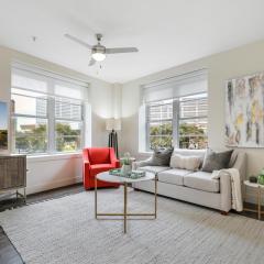 2 Bedroom Elegant condos in Downtown New Orleans