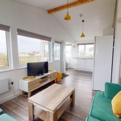 D38 Miramar, Riviere Towans