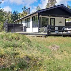 Holiday Home Eeske - 800m from the sea in Bornholm by Interhome