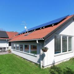 Holiday Home Elisabeth - 400m from the sea in Bornholm by Interhome