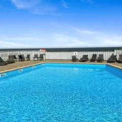 Apartment Roger - 400m from the sea in Bornholm by Interhome