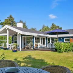 Holiday Home Frithlef - 900m from the sea by Interhome