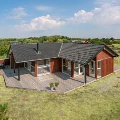 Holiday Home Tiane - 800m from the sea in Western Jutland by Interhome