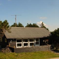 Holiday Home Nanouk - 500m from the sea in Western Jutland by Interhome