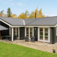 3 Bedroom Beautiful Home In Gilleleje