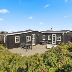 Holiday Home Gudwer - 300m from the sea in Western Jutland by Interhome